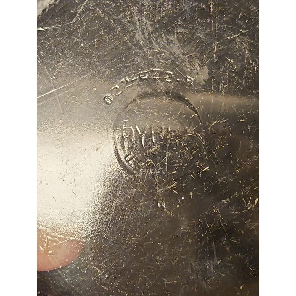 Vintage Pyrex Etched Floral Glass Casserole Dish w/ Lid & Silver Carrier 623 - C